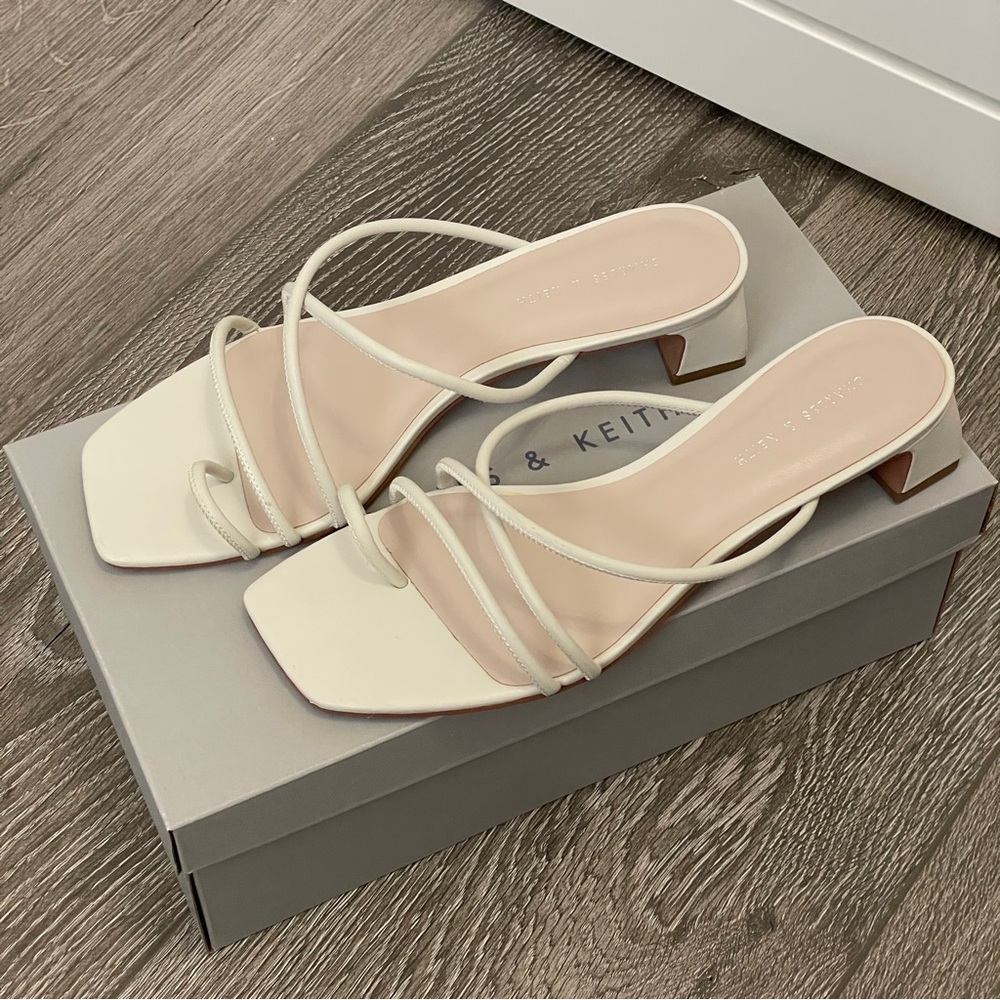 Charles & Keith Strappy Toe Ring Sandals